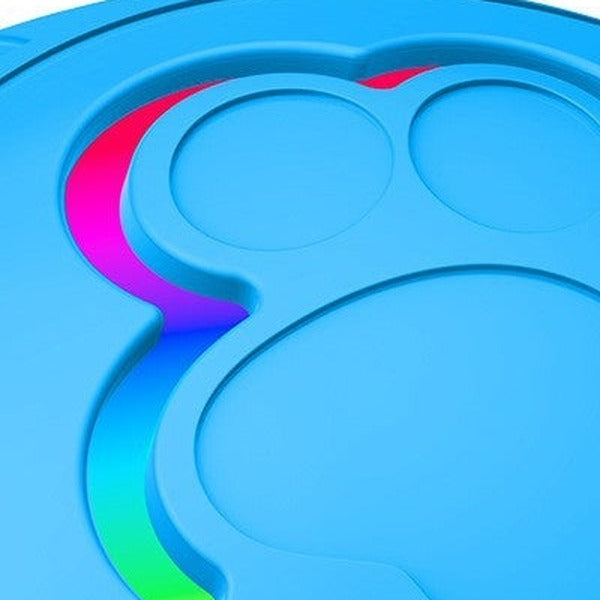 Close-up of the moulded light channel across the ball's shell