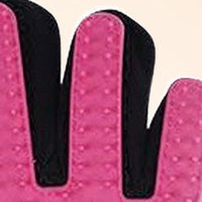 Close-up of the glove's separate fingers