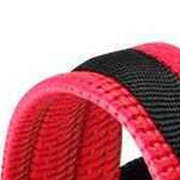 Close-up of the padded mesh nose band